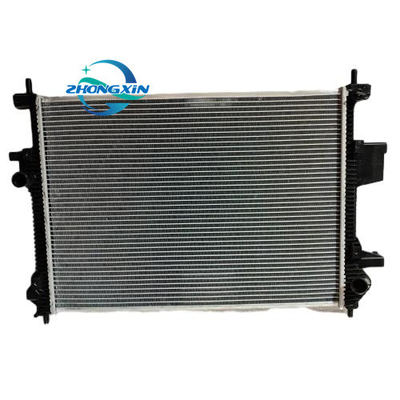 OE NO. 302000021AA Sistema di raffreddamento del serbatoio dell'acqua Radiatore per auto per Chery Tiggo 8