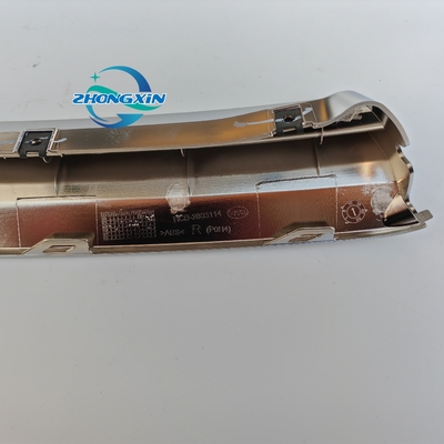 BYD HAN DM HCB-2803114/92 Assetto di strisce di taglio elettroplata destra del paraurti anteriore