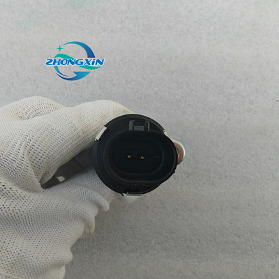 Valvola di controllo dell'olio al ciglio Valvola VVT solenoide per Chery Tiggo 4G16 E4G16-3611091